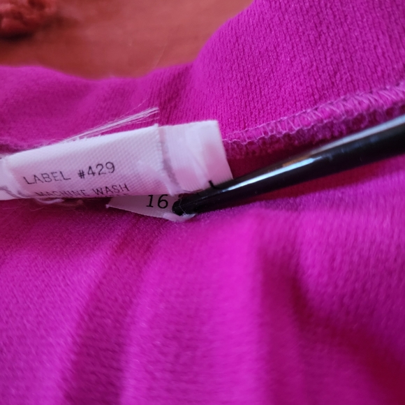 • VINTAGE FUCHSIA PLEATED POLY MIDI • - Picture 9 of 9